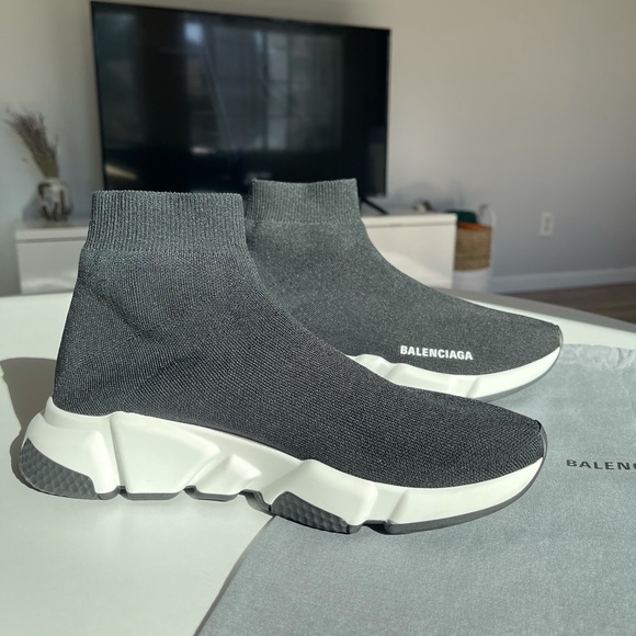 Balenciaga Women’s Speed Knit High Top Sneaker. - Picture 3 of 4
